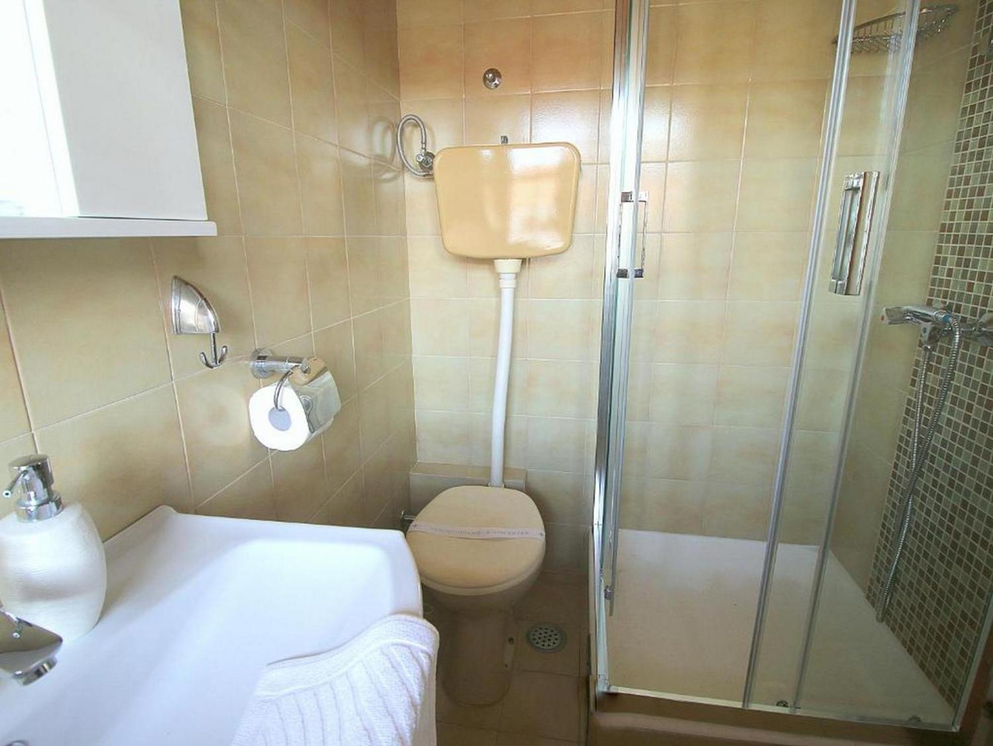 Villa Renipol Adults Only Sutivan Quarto foto